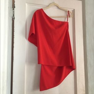 Alice and Olivia red one shoulder top size 6